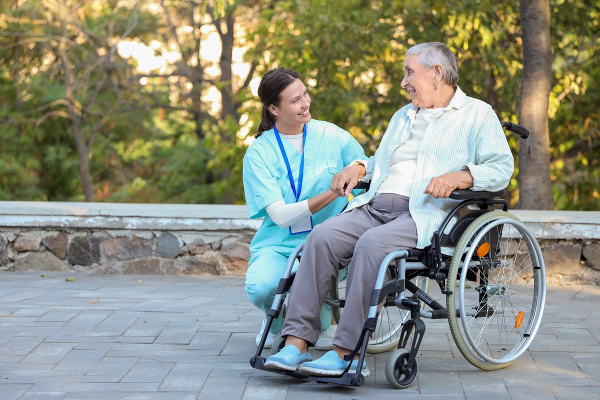 PACS-300x200-caregiver1